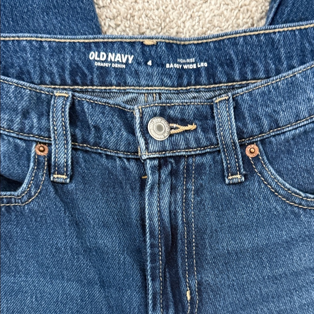 Old Navy high rise, baggy Wide Leg Blue Jeans - Picture 6 of 7